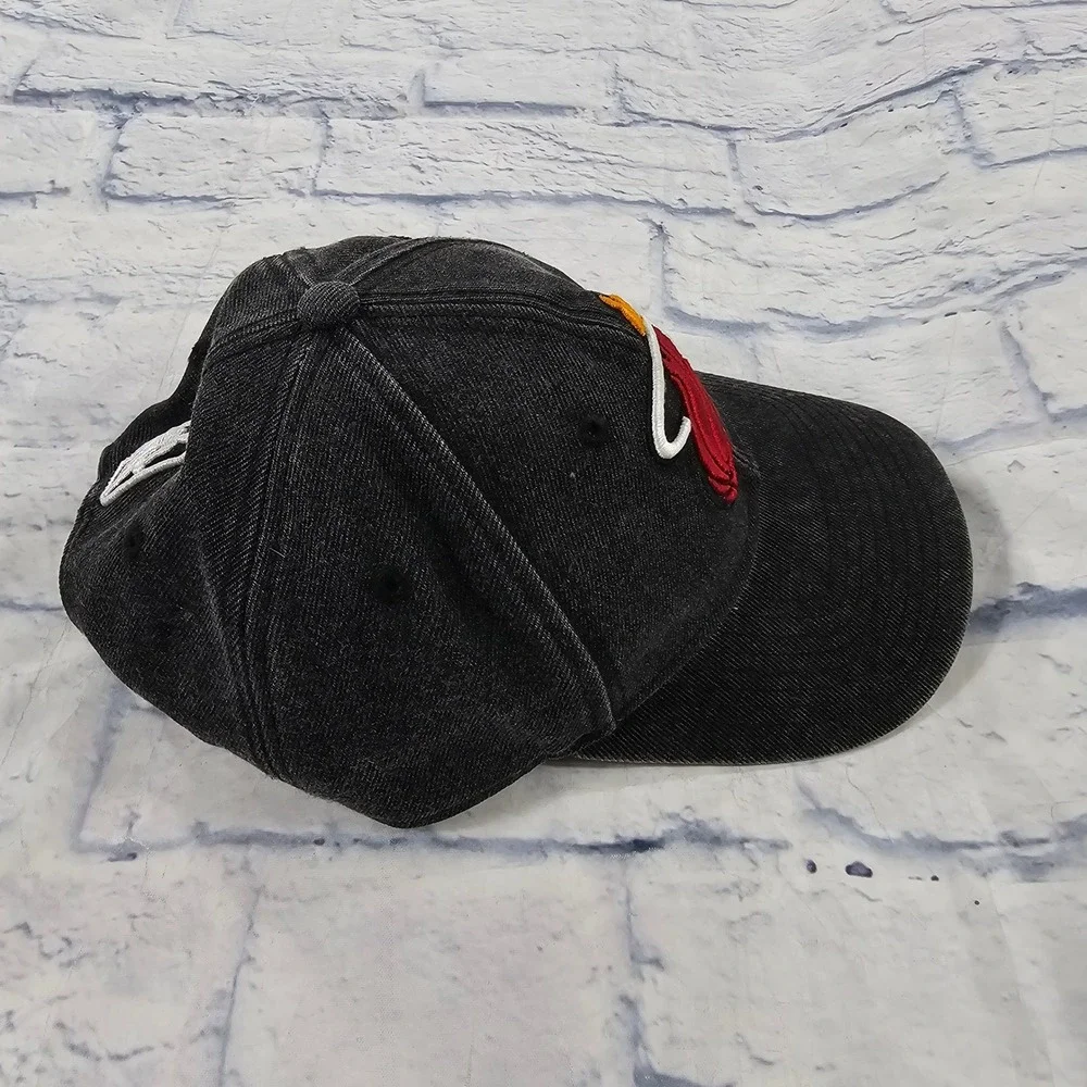 New Era Miami Heat Hat MENS OSFM Black Washed 9TWENTY NBA Strapback Baseball Cap